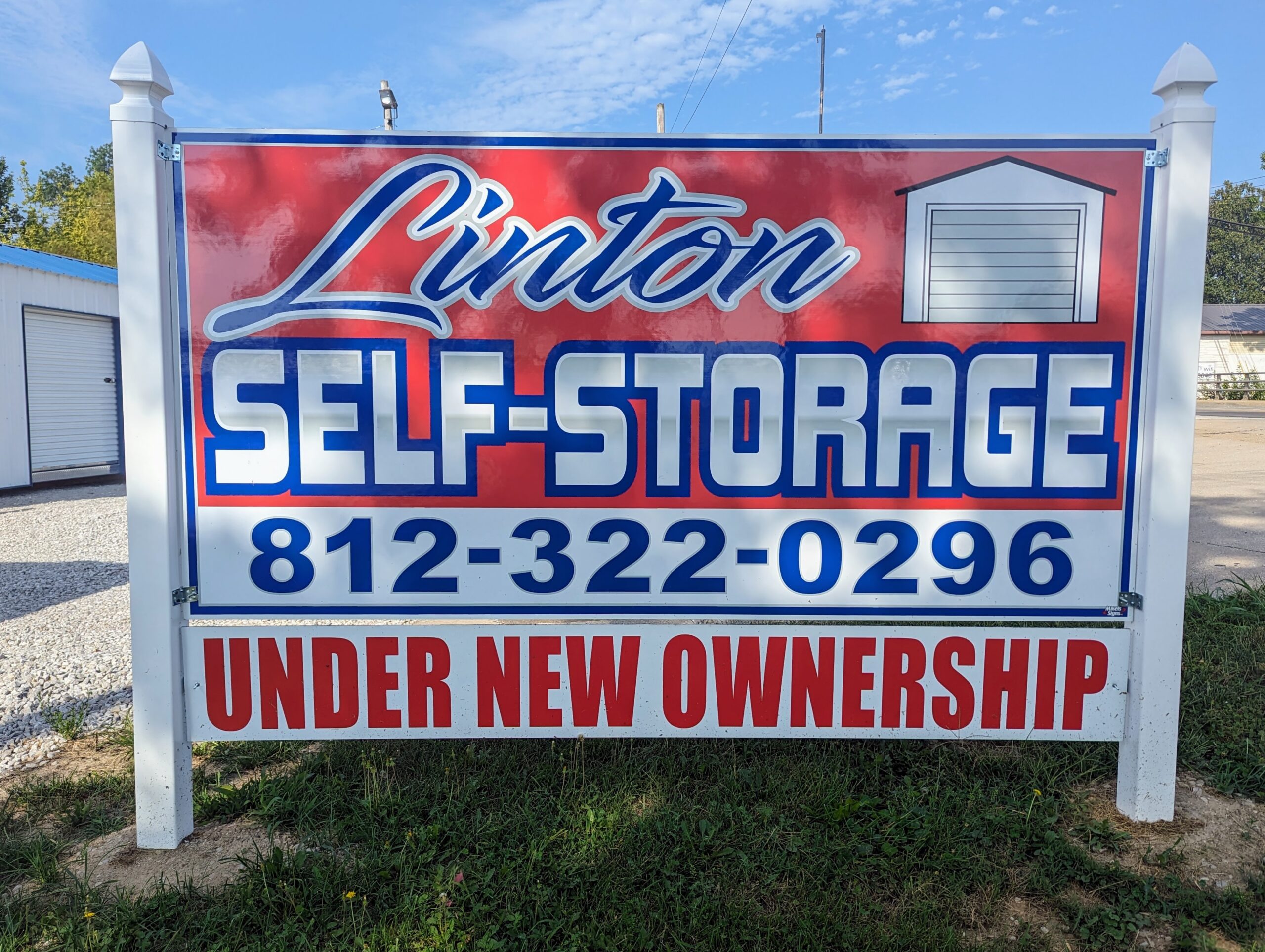Linton Self Storage - 812-322-0296 - Front Sign